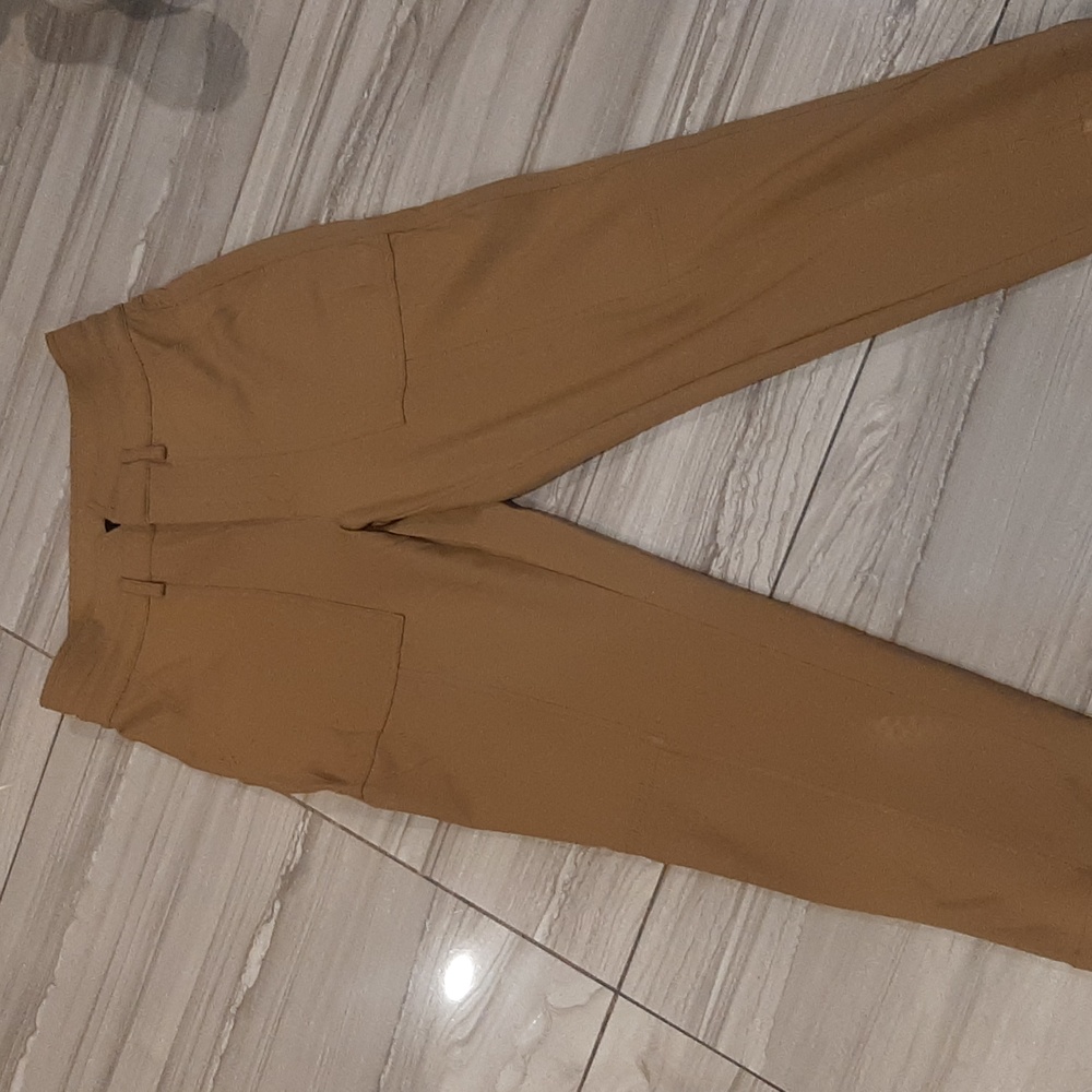 Good Condition - Picture 2 of 8